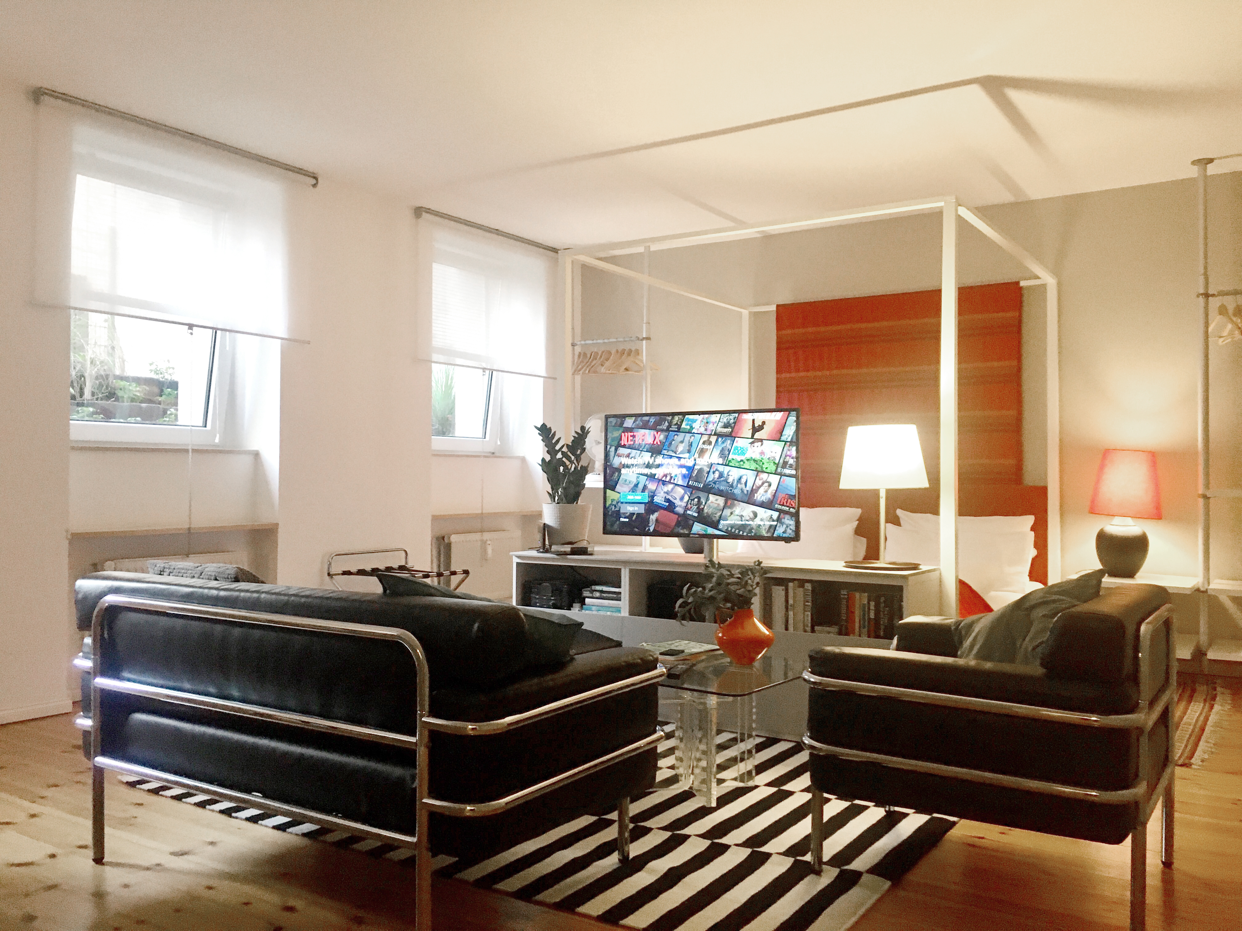 Historic landmark from 1898 — Prenzlauer Berg — Ground Floor